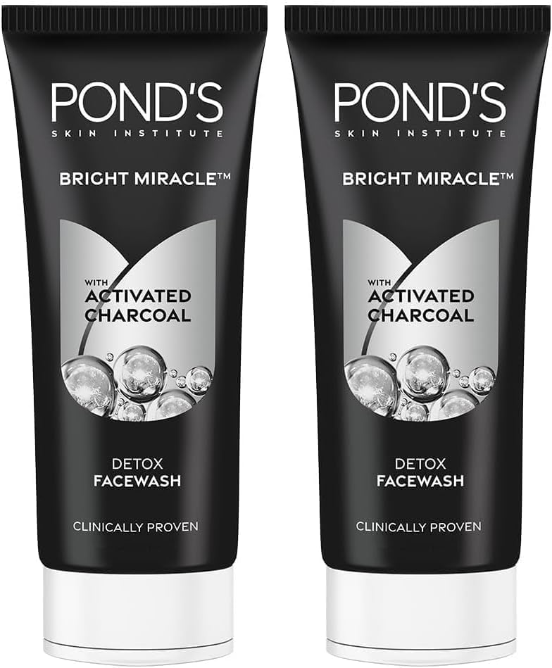 Pond's Pure Bright Face Cleanser with Foam for Hydrated Skin; Activated Charcoal and Green Tea gives Radiant Skin, 100g