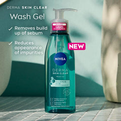 NIVEA Derma Skin Clear Toner (200ml), Cleansing and Hydrating Toner, Salicylic Acid Toner Enriched with Niacinamide to Rebalance the Skin and Remove Impurities, For Blemish-Prone Skin