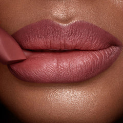 Charlotte Tilbury Matte Revolution Lipstick Pillow Talk Medium