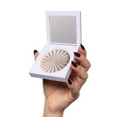Ofra highlighter golden peach champagne - Highlighter Makeup for a Natural Radiant appearance - Long-Lasting Highlighter Powder
